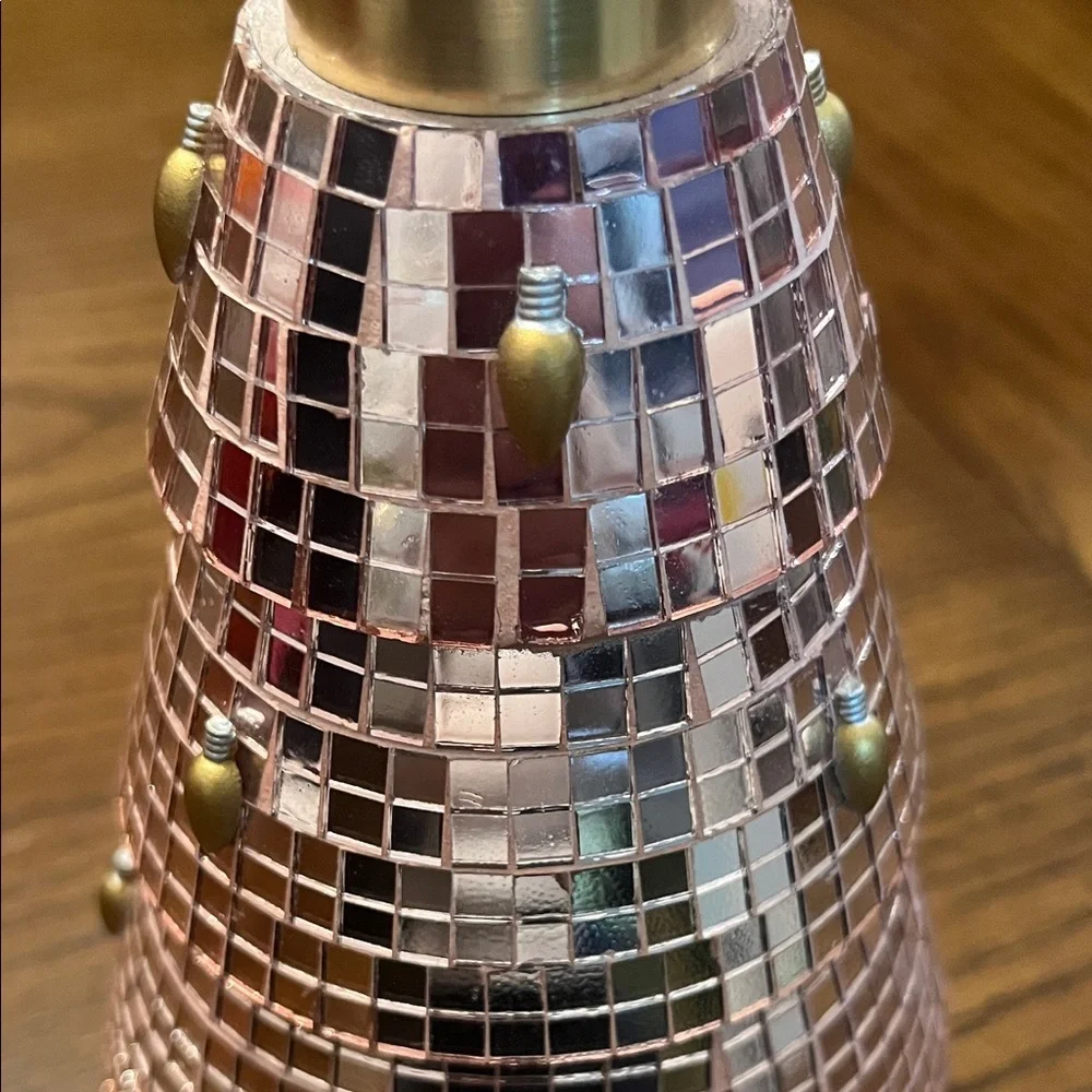 Kassatex disco ball inspired‎ glass soap dispenser with a rose gold finish, new